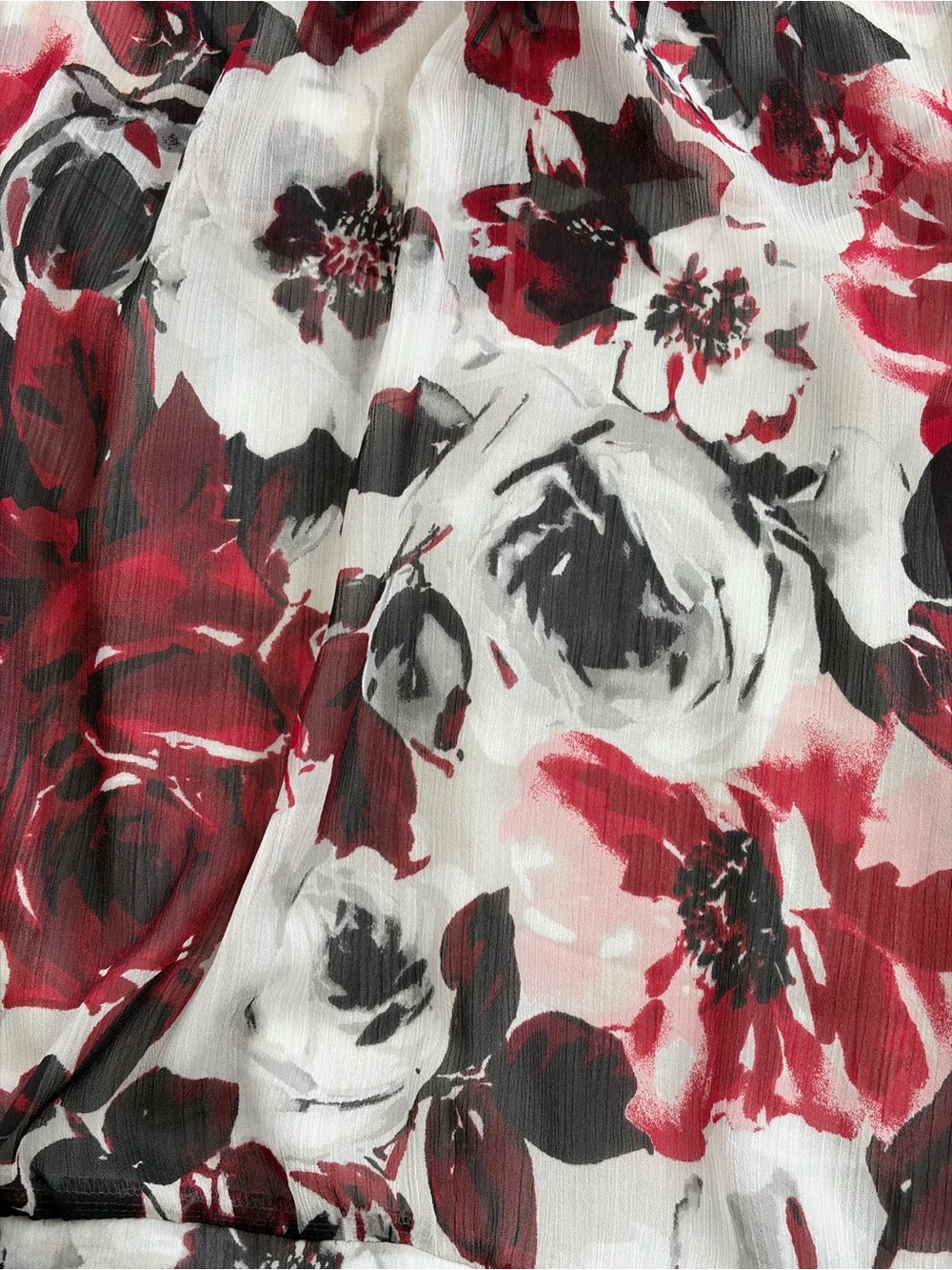 White House Black Market‎ Red, Black & White Floral Tie-Waist Blouse - Picture 5 of 8